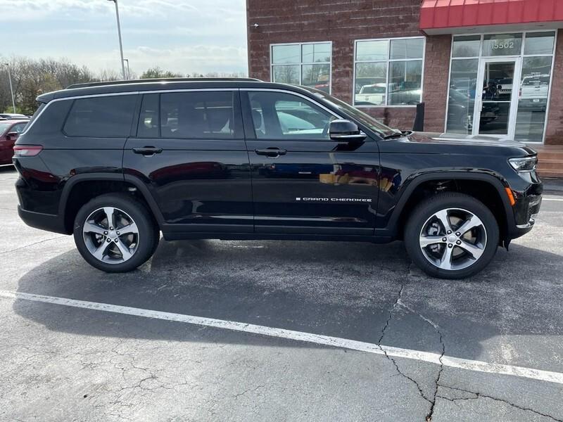 new 2024 Jeep Grand Cherokee L car, priced at $50,063