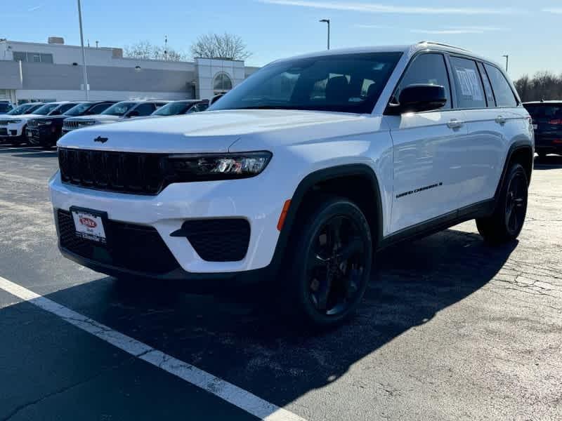 used 2023 Jeep Grand Cherokee car, priced at $37,754