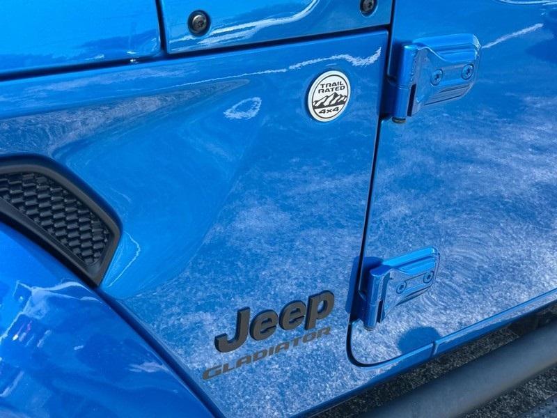 used 2021 Jeep Gladiator car, priced at $32,997