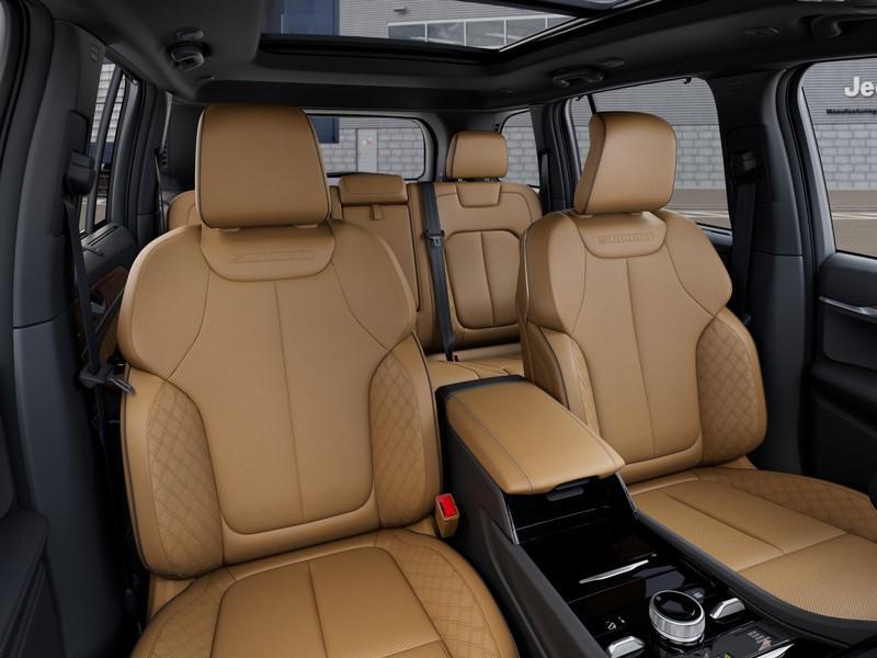 new 2025 Jeep Grand Cherokee car, priced at $61,695