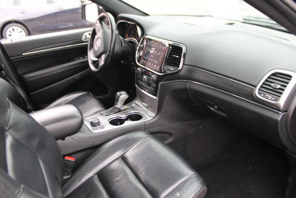 used 2021 Jeep Grand Cherokee car, priced at $28,377