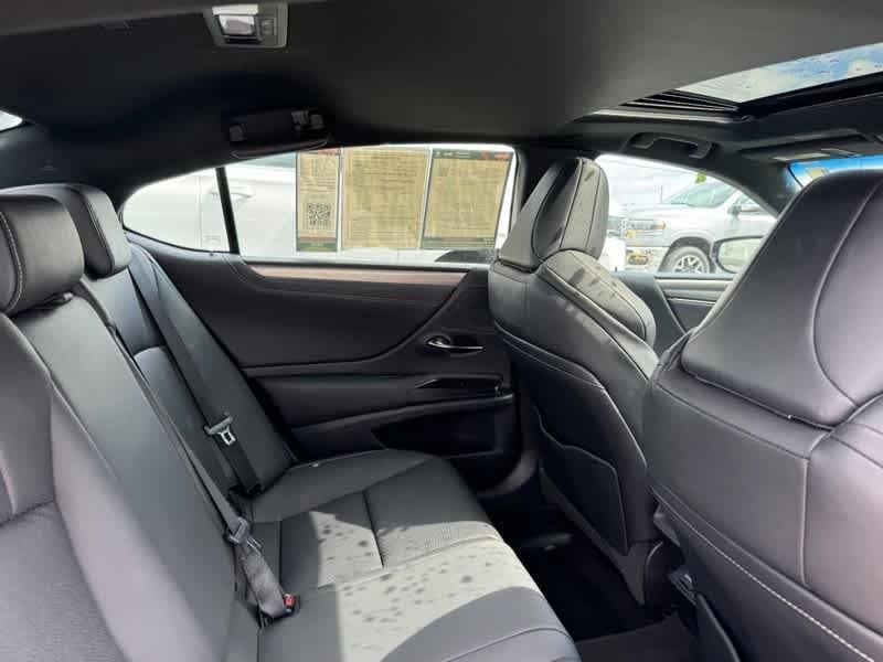 used 2021 Lexus ES 350 car, priced at $29,990