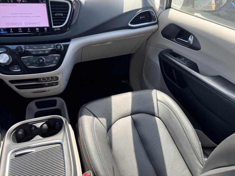 used 2022 Chrysler Pacifica car, priced at $22,078