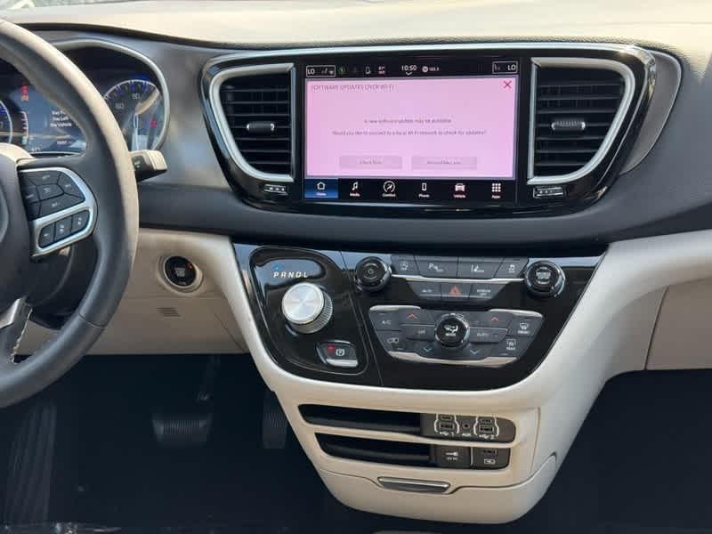 used 2022 Chrysler Pacifica car, priced at $23,542