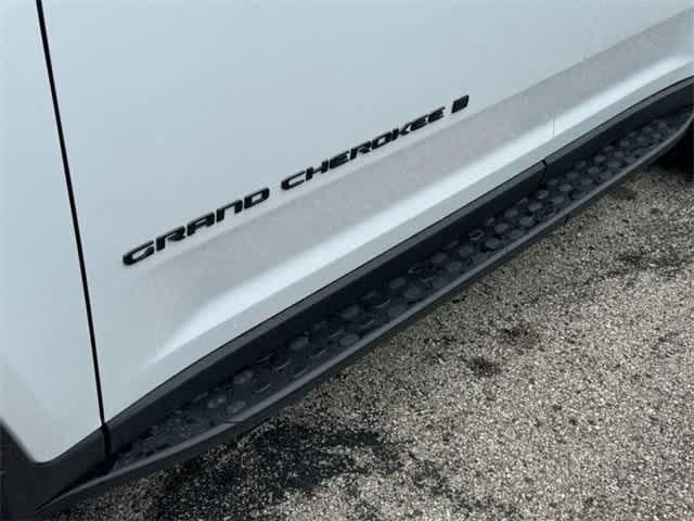 new 2024 Jeep Grand Cherokee L car, priced at $49,886