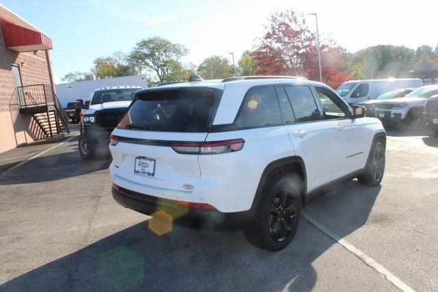 used 2023 Jeep Grand Cherokee car, priced at $29,998