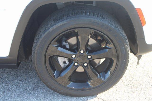 used 2023 Jeep Grand Cherokee car, priced at $28,344