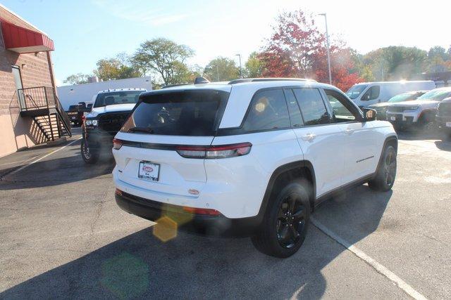 used 2023 Jeep Grand Cherokee car, priced at $28,344