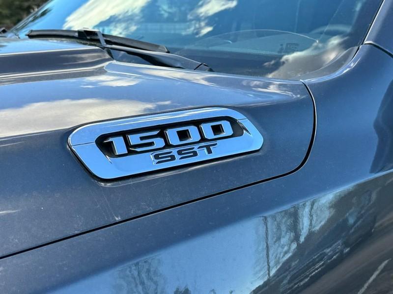 new 2025 Ram 1500 car, priced at $58,113