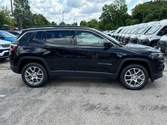 new 2024 Jeep Compass car, priced at $35,171