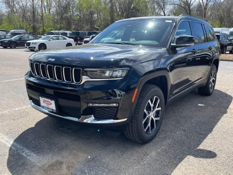 new 2024 Jeep Grand Cherokee L car, priced at $43,834