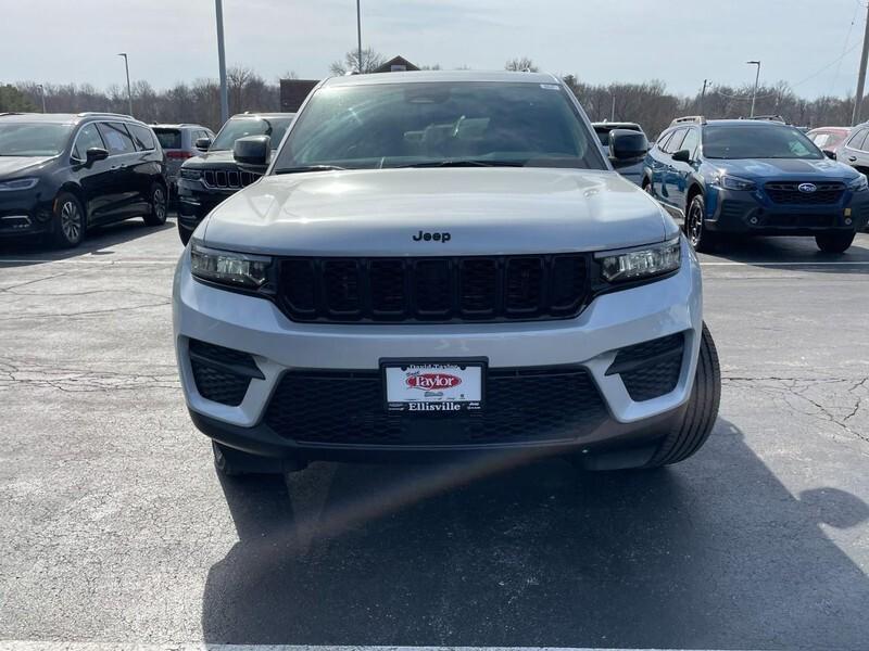 new 2024 Jeep Grand Cherokee car, priced at $45,235