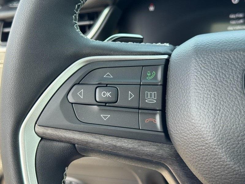 new 2025 Jeep Grand Cherokee L car, priced at $52,694