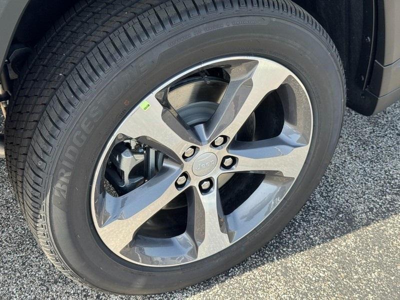 new 2025 Jeep Grand Cherokee L car, priced at $52,694