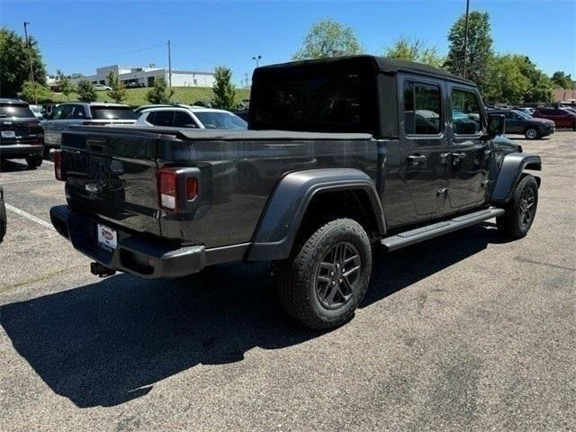 new 2024 Jeep Gladiator car, priced at $48,227