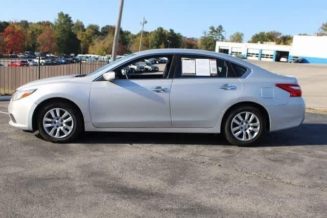 used 2016 Nissan Altima car, priced at $11,231