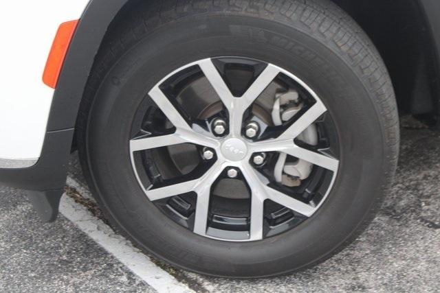 used 2023 Jeep Grand Cherokee L car, priced at $34,588