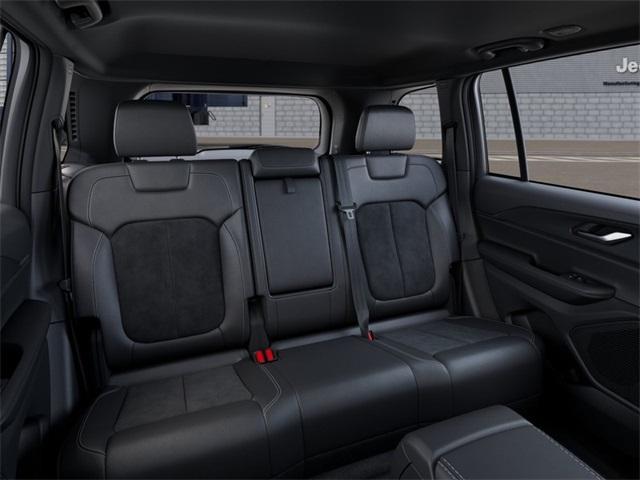 new 2025 Jeep Grand Cherokee car, priced at $41,125