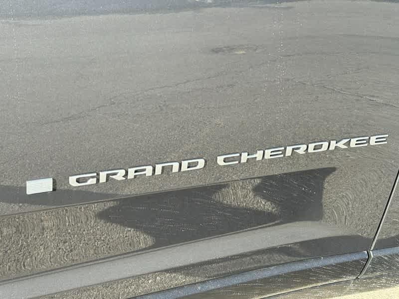 new 2025 Jeep Grand Cherokee car, priced at $49,235