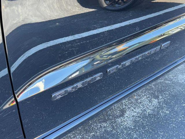 used 2021 Jeep Grand Cherokee car, priced at $23,998