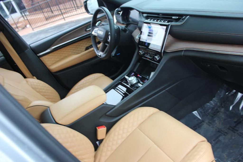 used 2024 Jeep Grand Cherokee car, priced at $55,851