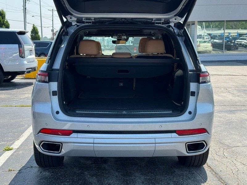 used 2024 Jeep Grand Cherokee car, priced at $49,746
