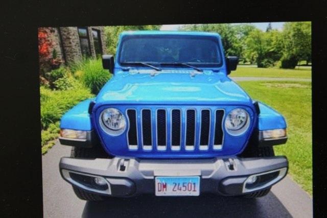 used 2022 Jeep Wrangler Unlimited car, priced at $41,998