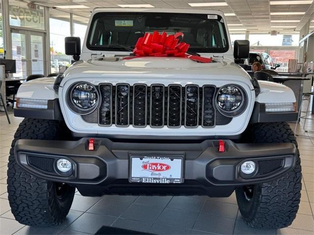 new 2025 Jeep Wrangler car, priced at $51,498