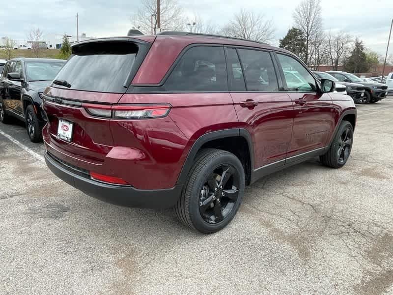 new 2024 Jeep Grand Cherokee car, priced at $43,735