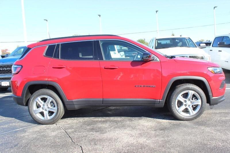 new 2024 Jeep Compass car, priced at $34,886