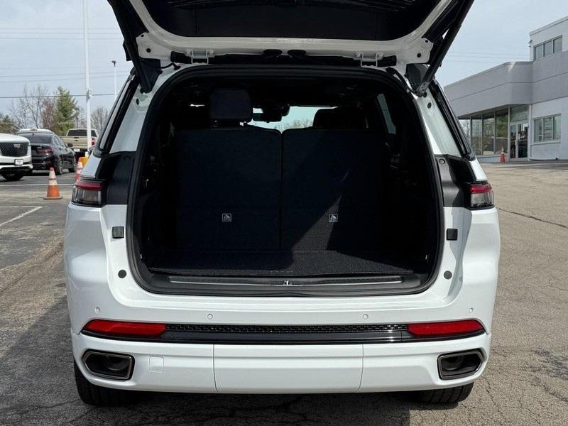 new 2025 Jeep Grand Cherokee L car, priced at $67,693