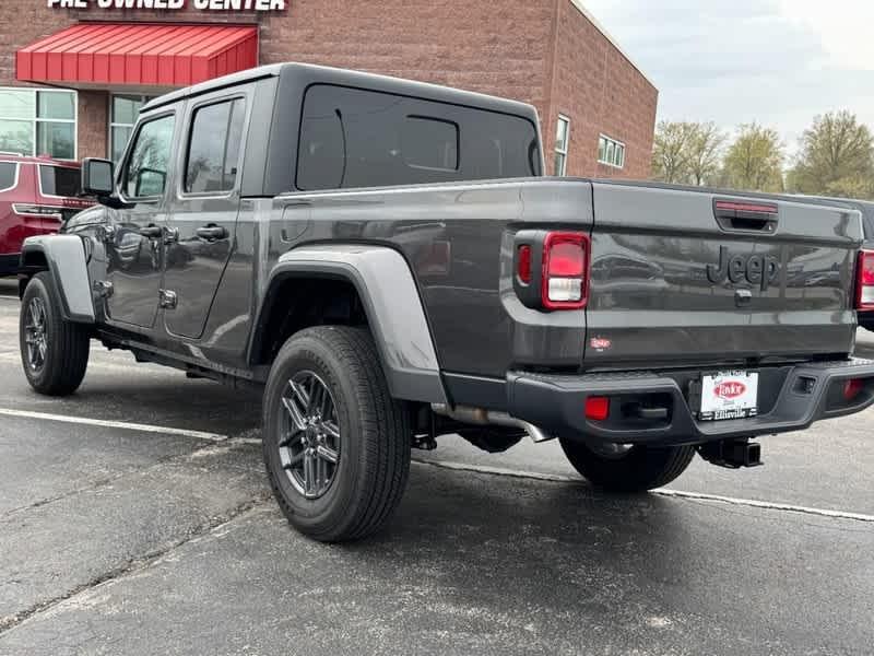 new 2025 Jeep Gladiator car, priced at $46,295