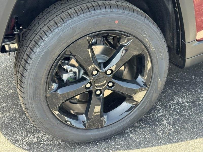 new 2025 Jeep Grand Cherokee car, priced at $50,096