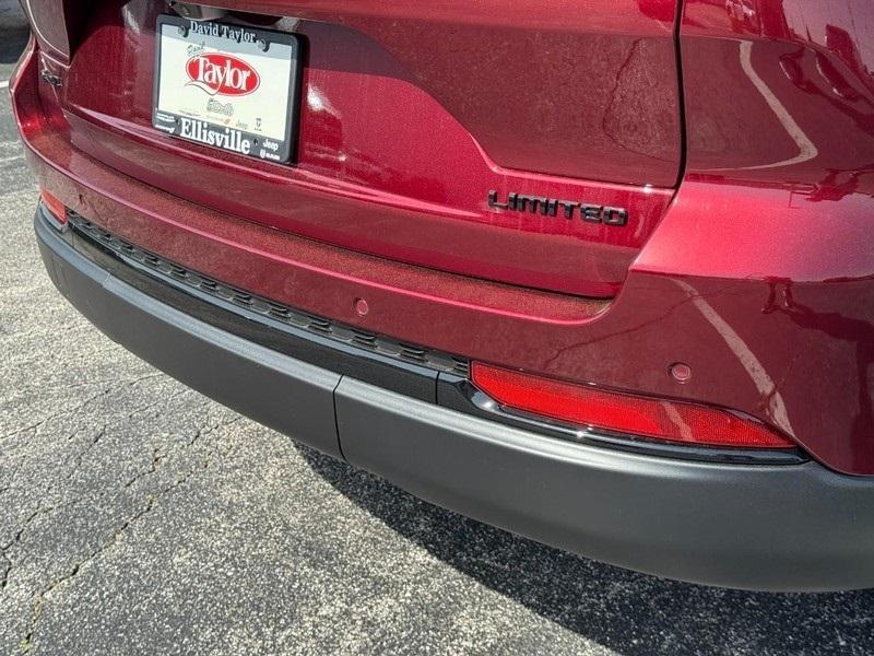 new 2025 Jeep Grand Cherokee car, priced at $50,096