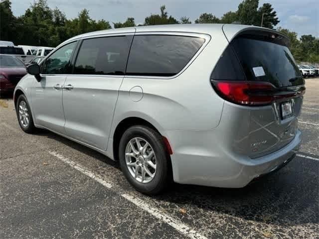 new 2024 Chrysler Pacifica car, priced at $48,340