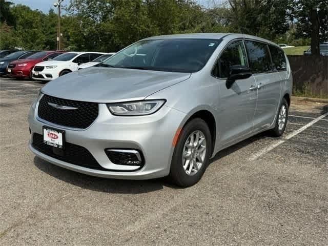 new 2024 Chrysler Pacifica car, priced at $48,340