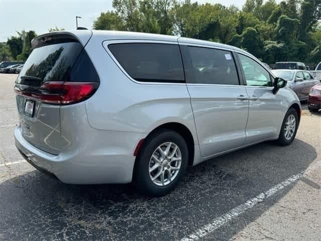 new 2024 Chrysler Pacifica car, priced at $48,340