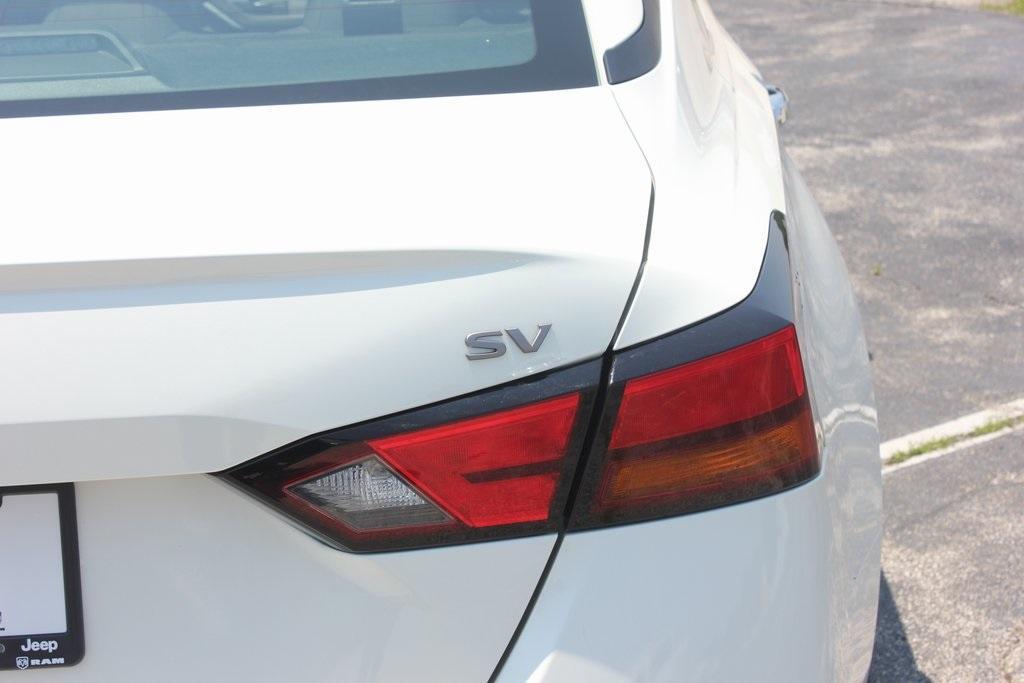 used 2023 Nissan Altima car, priced at $20,956