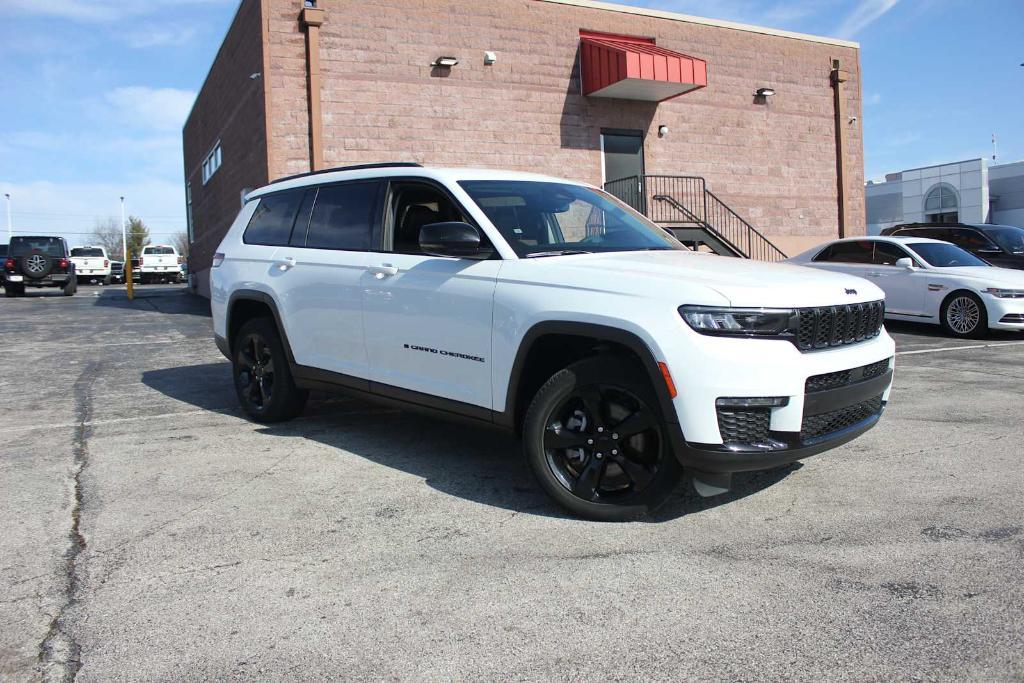 used 2023 Jeep Grand Cherokee L car, priced at $36,998