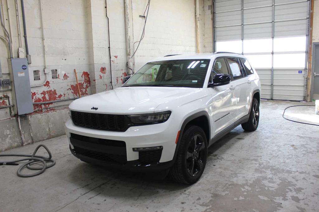 used 2023 Jeep Grand Cherokee L car, priced at $36,998