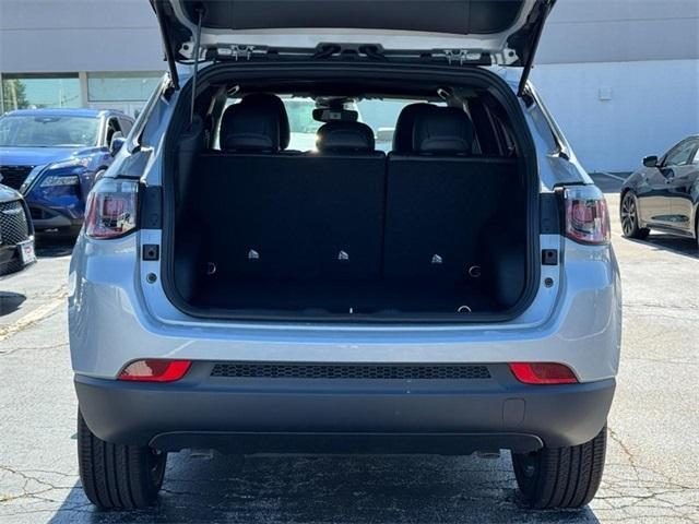 new 2025 Jeep Compass car, priced at $30,094