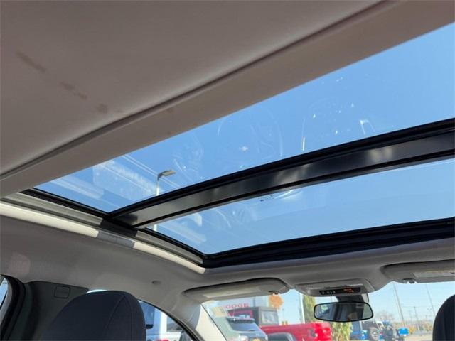 used 2022 Chevrolet Malibu car, priced at $18,998