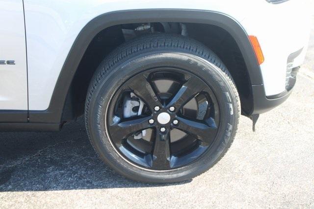 used 2023 Jeep Grand Cherokee L car, priced at $35,988
