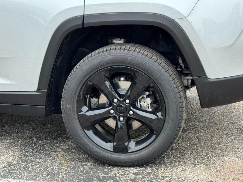 new 2025 Jeep Grand Cherokee car, priced at $49,116