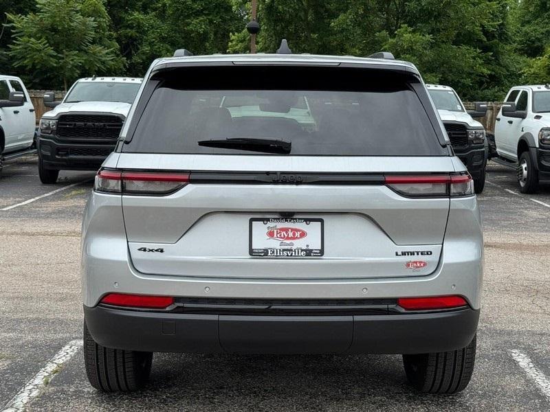 new 2025 Jeep Grand Cherokee car, priced at $49,116