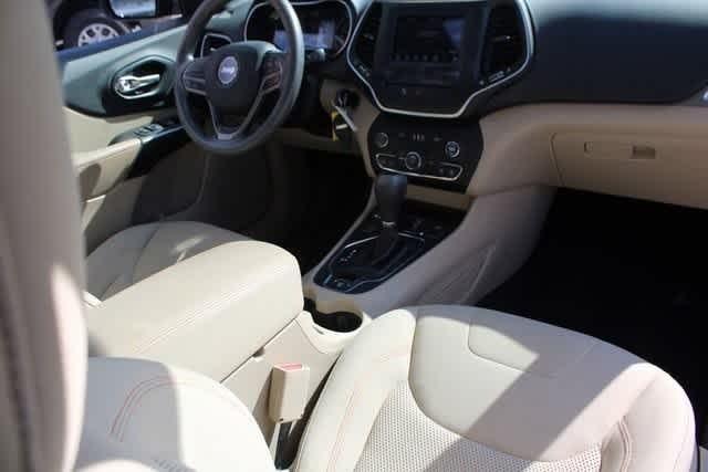 used 2019 Jeep Cherokee car, priced at $18,682