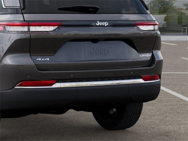 new 2025 Jeep Grand Cherokee car, priced at $37,744