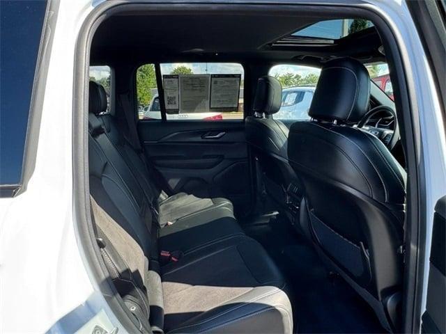 used 2023 Jeep Grand Cherokee car, priced at $38,786