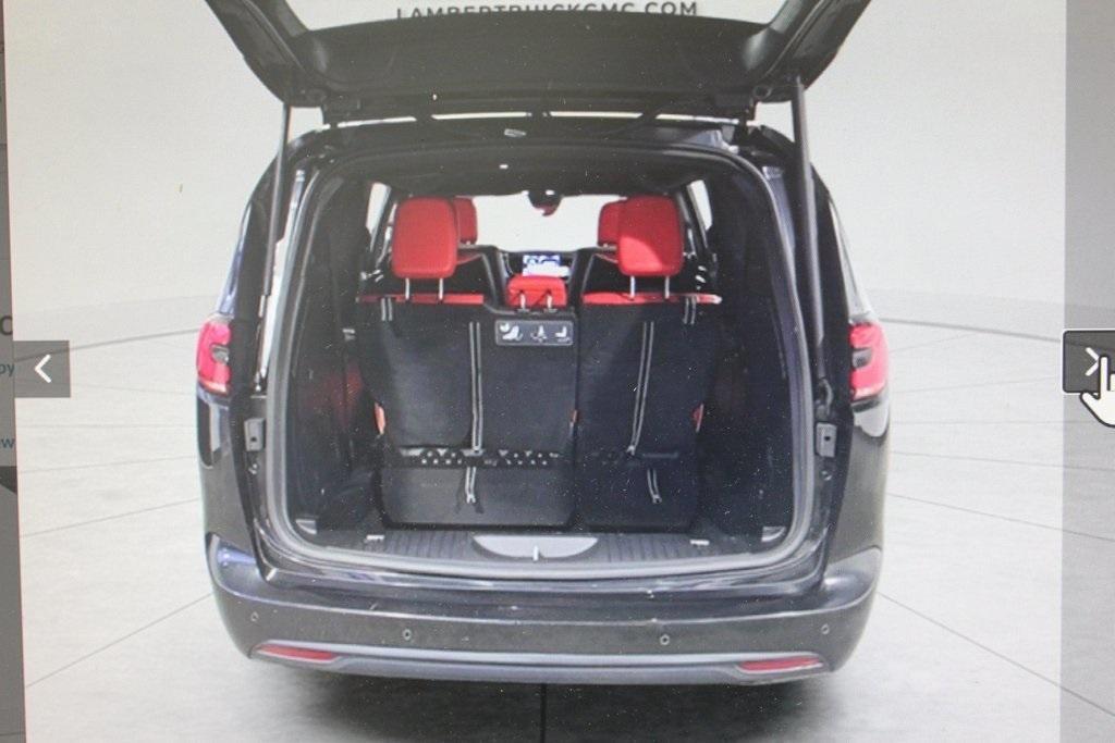 used 2021 Chrysler Pacifica Hybrid car, priced at $29,998