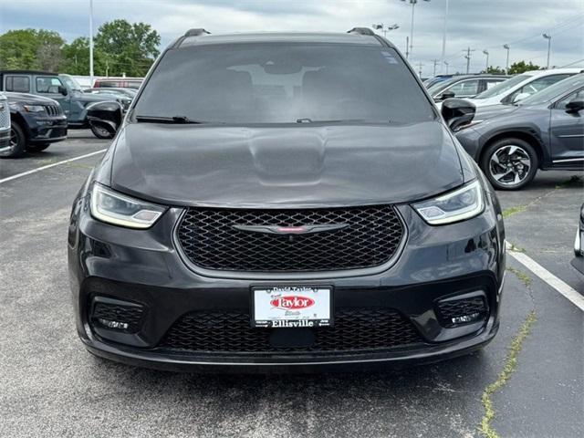 used 2021 Chrysler Pacifica Hybrid car, priced at $27,922